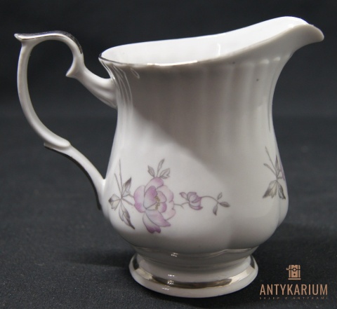 Porcelanowy mlecznik Chodzież malowany kwiaty
