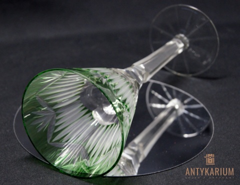 Remer stary zielony kryształowy kielich do wina 24,2cm